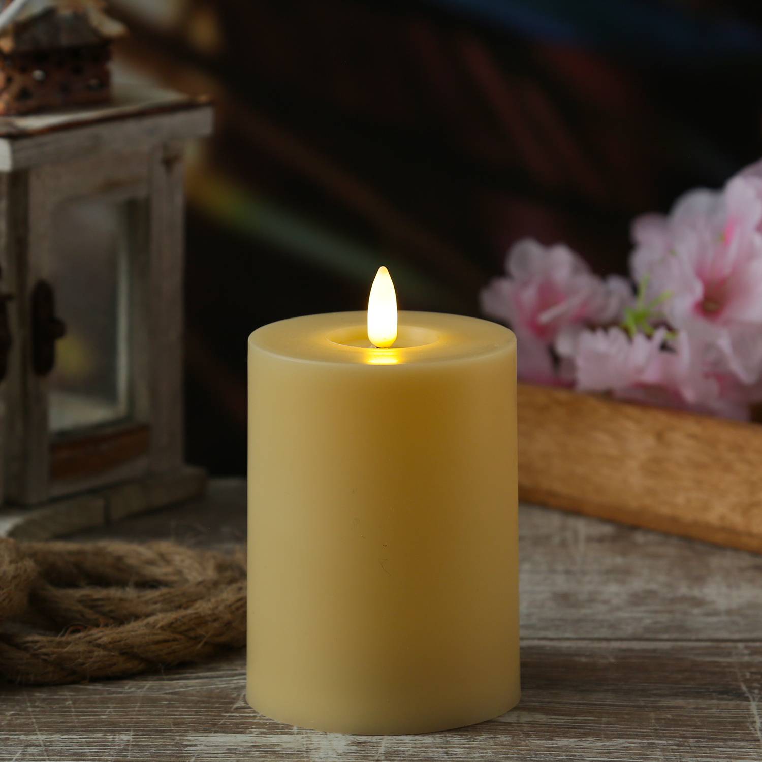 LED Kerze outdoor 7,5x12,5cm für Innen Außen Garten Balkon flackernd Timer creme