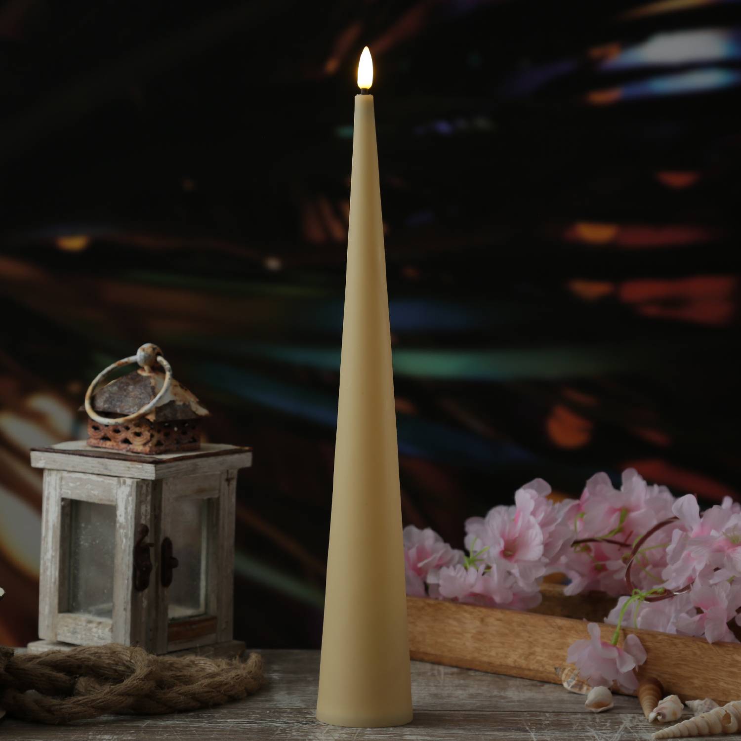 LED Kegelkerze Outdoorkerze in Kegelform flackernd H: 35cm creme für Außen