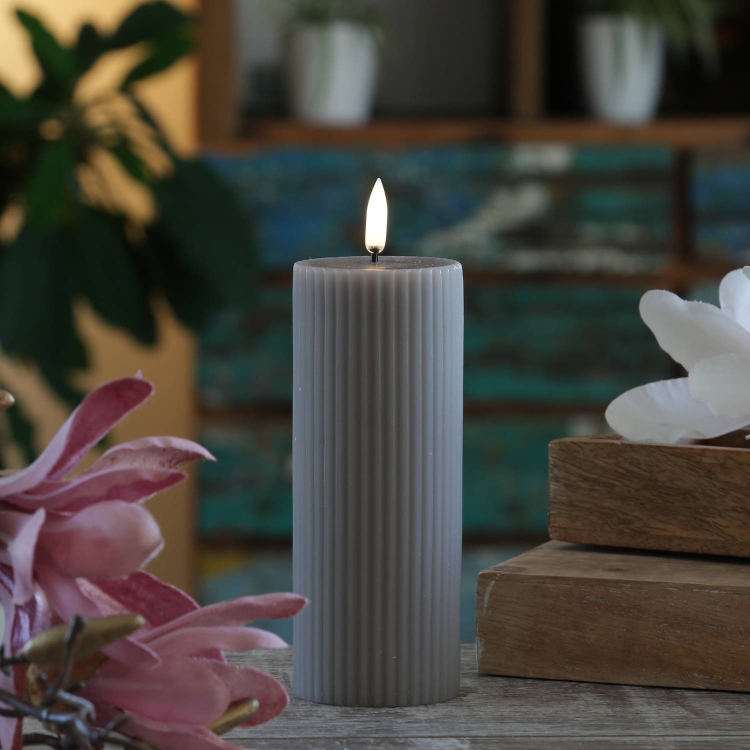 LED Kerze Thea Uyuni Piffany mit Rillen Timer 400 Std. D: 5,8cm H: 15,2cm sand