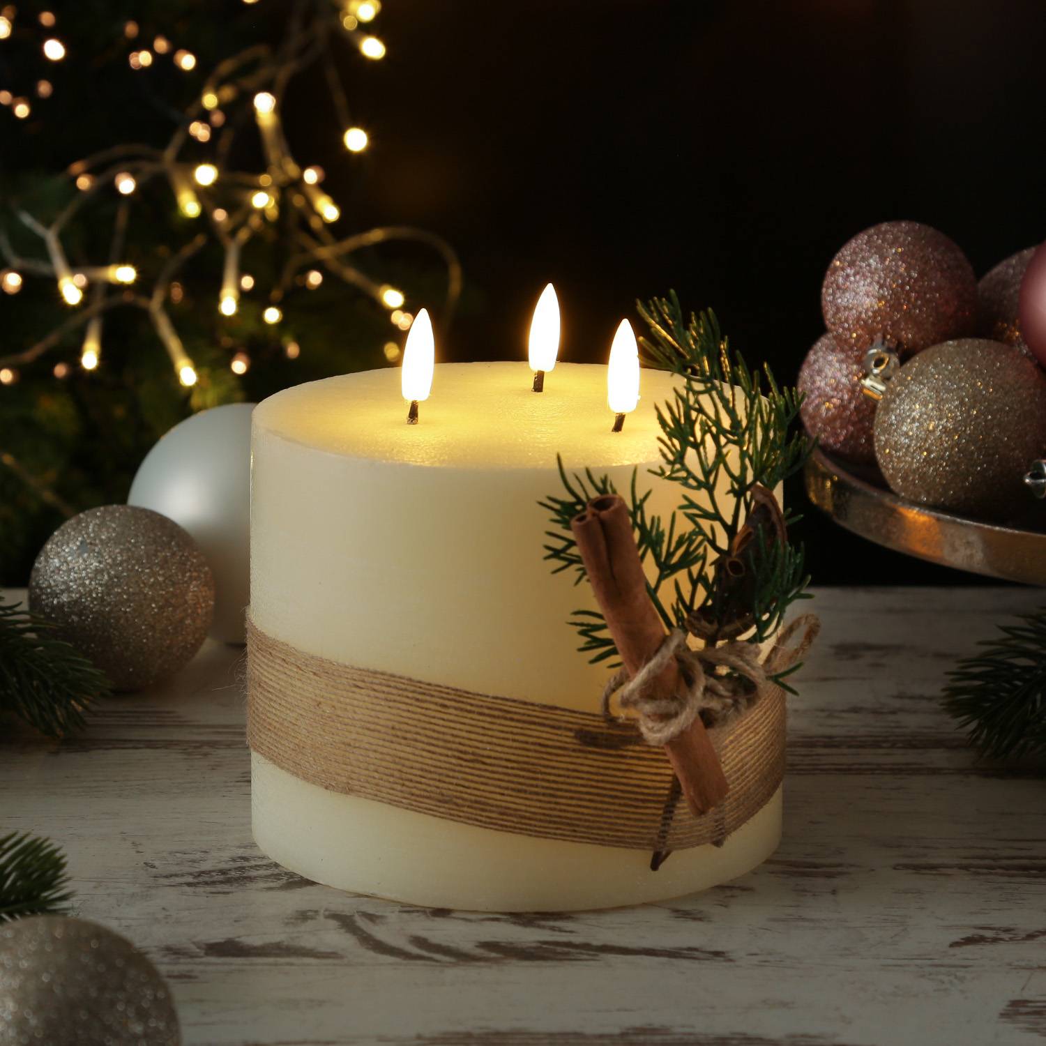 XXL LED 3 Docht Kerze Echtwachs Stumpenkerze groß Timer D: 15cm H: 15cm creme