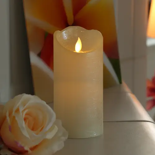 LED Echtwachs Kerze mit beweglicher Flamme Rustik-Optik H: 15cm Timer creme LED Echtwachs Kerze mit beweglicher Flamme Rustik-Optik H: 15cm Timer creme