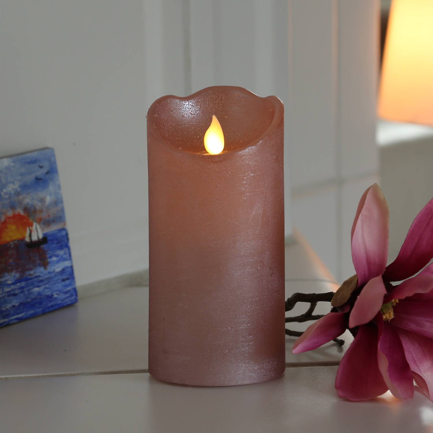 LED Echtwachs Kerze mit beweglicher Flamme Rustik-Optik H: 15cm Timer rosa