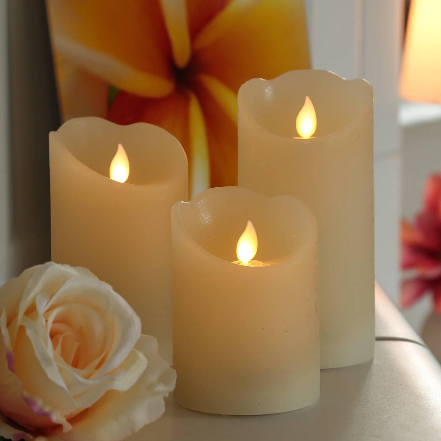 LED Kerzenset Rustik-Optik mit beweglicher Flamme Fernbedienung creme 3er Set