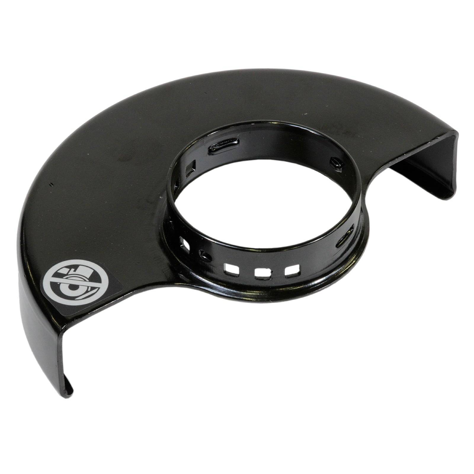 Eine schwarze Metallschutzscheibe mit einem teilweise geschlossenen Ring, die auf der linken Seite ein Logo mit einem durchgestrichenen Augensymbol trägt.