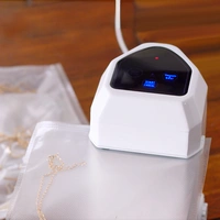 Livington InstaSealer Vertikales Vakuumiergerät – Kompaktes & Platzsparendes Vakuumgerät mit One-Touch Bedienung, Dual-Versiegelung, Auffangschale Livington InstaSealer Vertikales Vakuumiergerät – Kompaktes & Platzsparendes Vakuumgerät mit One-Touch Bedienung, Dual-Versiegelung, Auffangschale