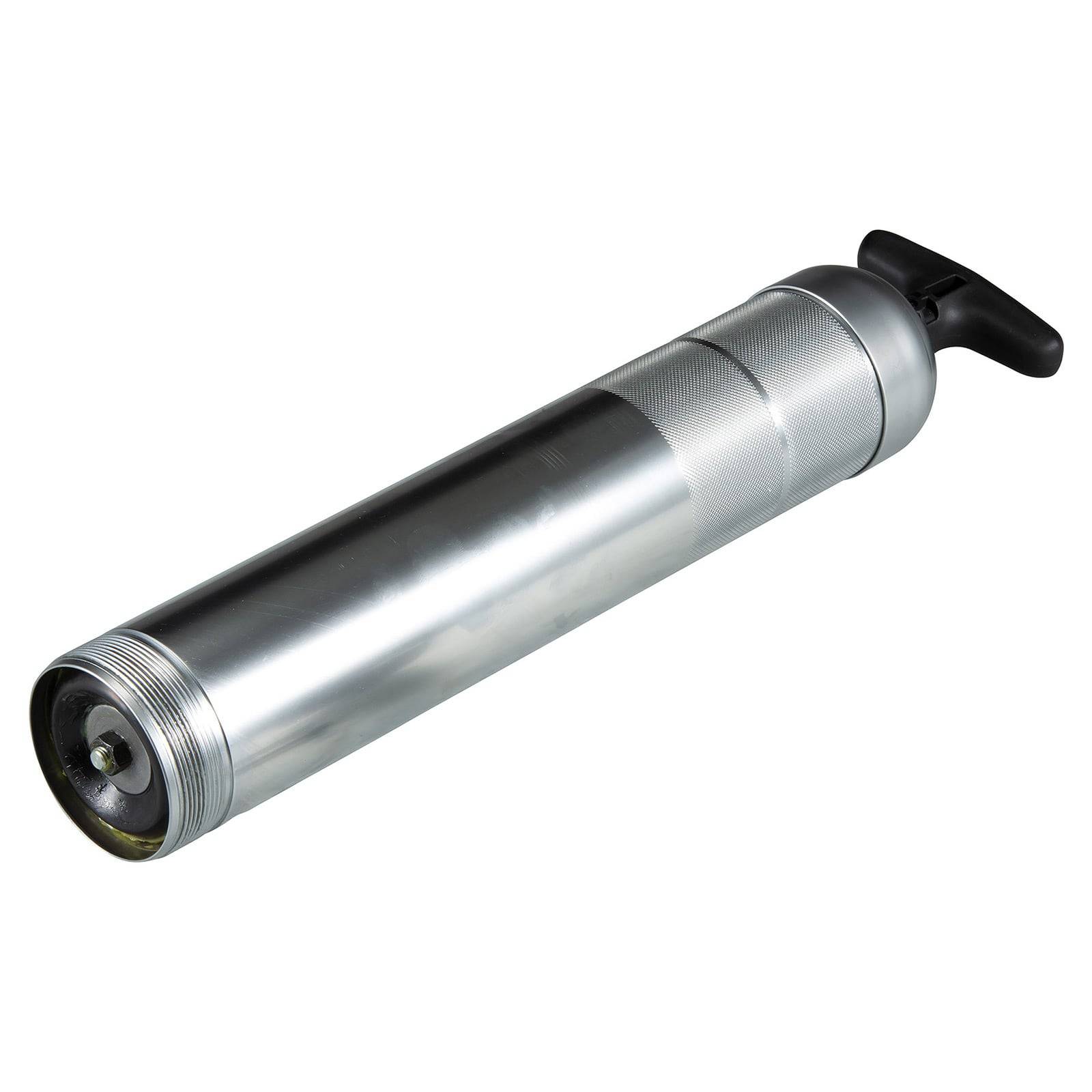 Ein silberner, tragbarer Reifenaufpumper mit schwarzem Griff, der für mobile Nutzung und effizientes Aufpumpen konzipiert ist.