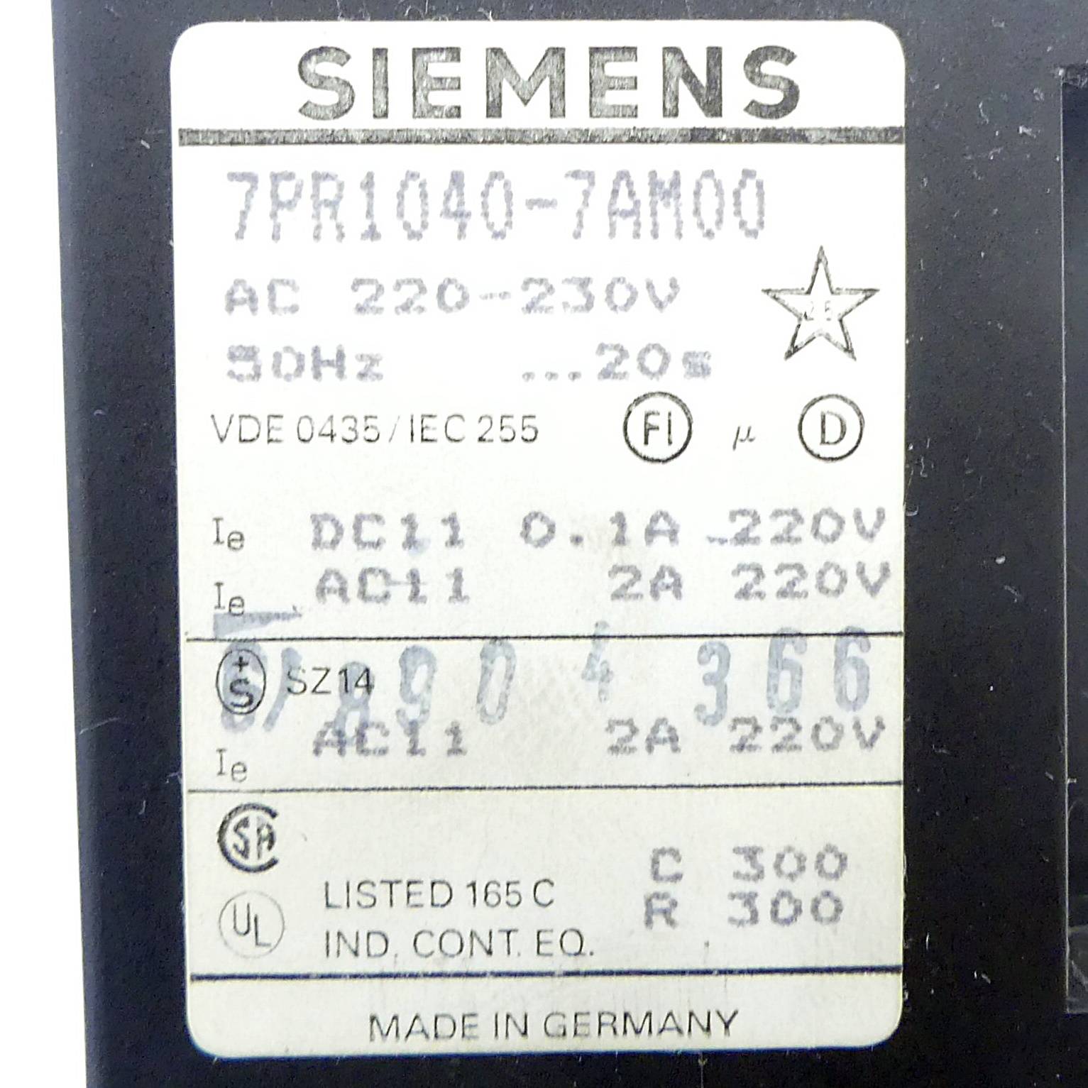 Siemens Zeitrelais 7PR1040-7AM00 (7PR1040-7AM00)