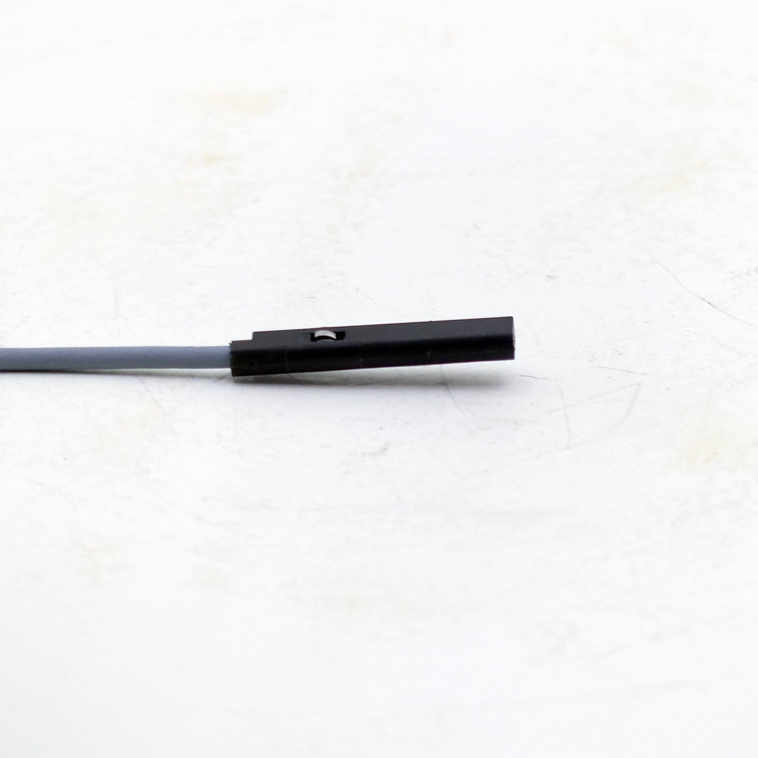 FESTO Näherungsschalter SME-10M-DS-24V-E-1.2-L-M8D (551364)