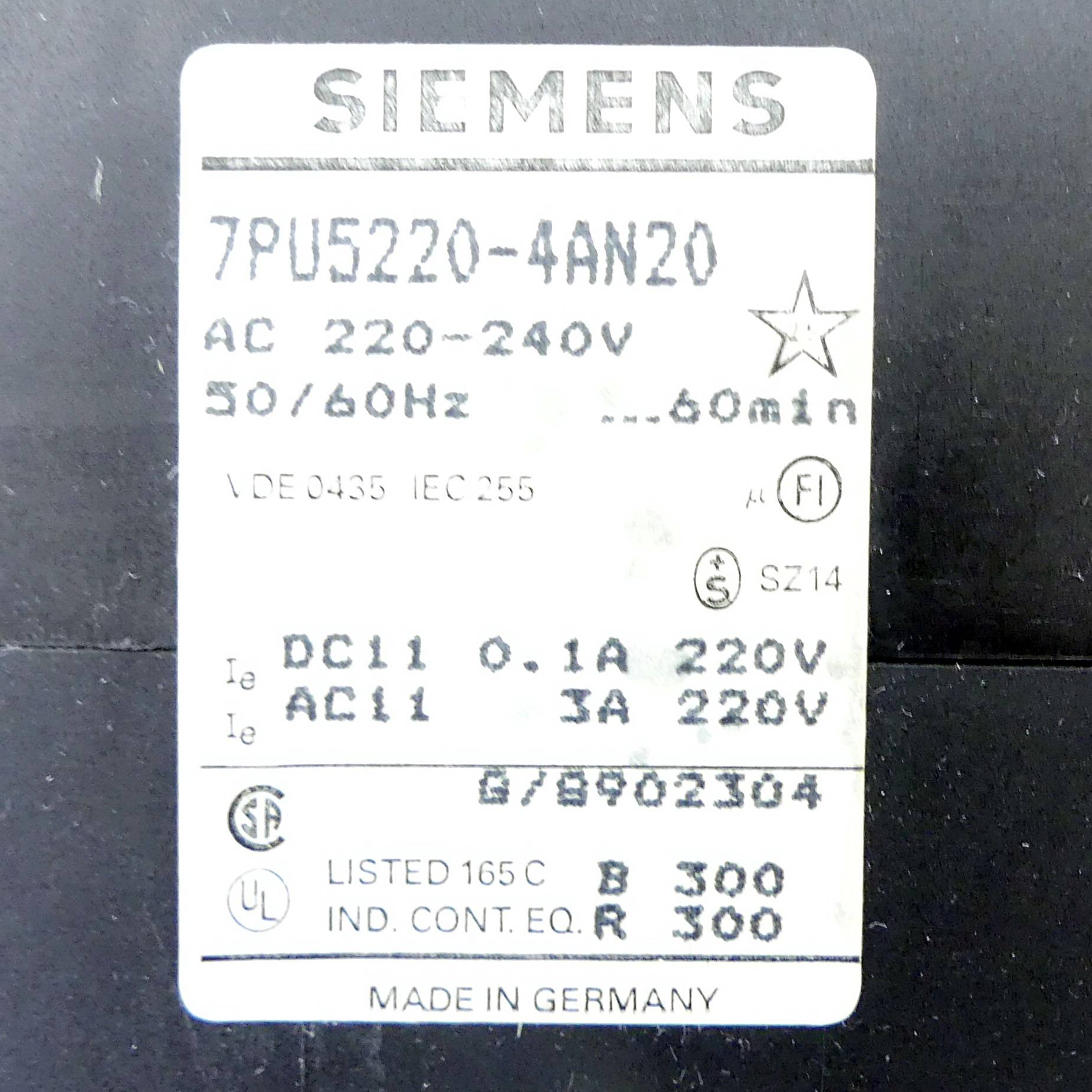 Siemens Zeitrelais 7PU52 20-4AN20 (7PU52 20-4AN20)