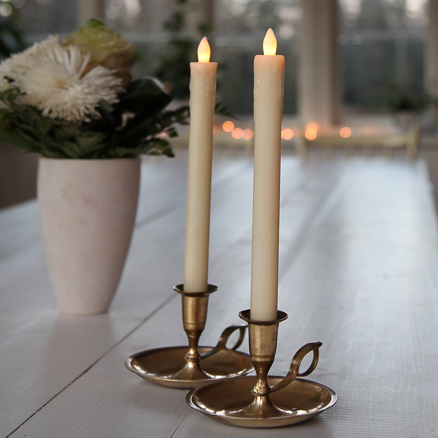 LED Stabkerzen Echtwachs flackernd Aus-/An durch Flamme H: 25cm creme 2er Set