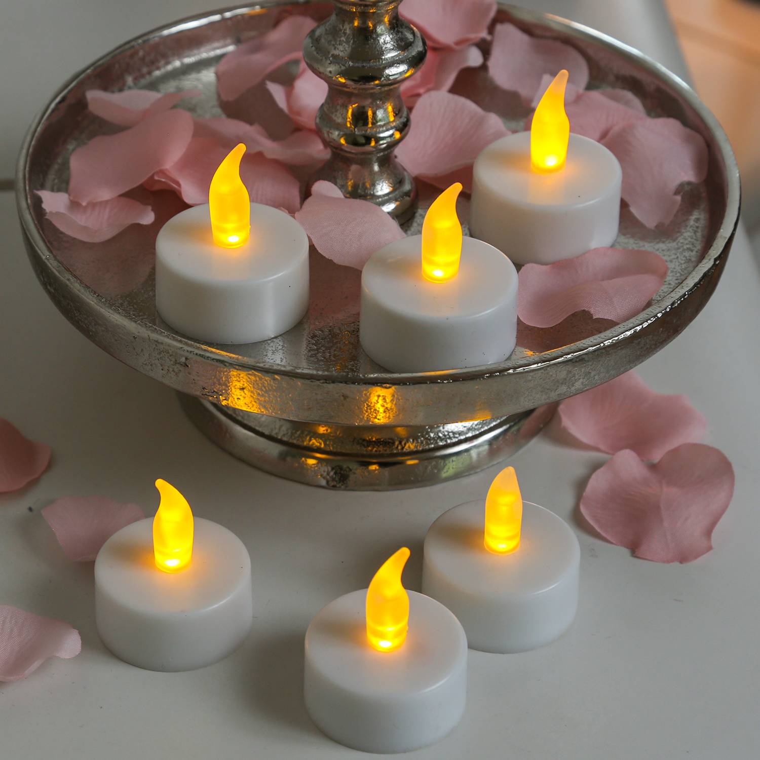 LED Teelichter flackernd inkl. Fernbedienung mit Batterien D: 3,8cm weiß 6 Stück