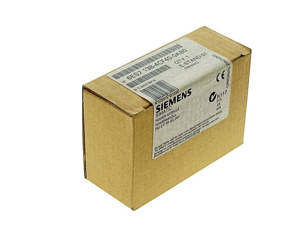 Karton-Versandkarton mit der Aufschrift „Siemens“, Barcode und Produktinformationen auf weißem Hintergrund.