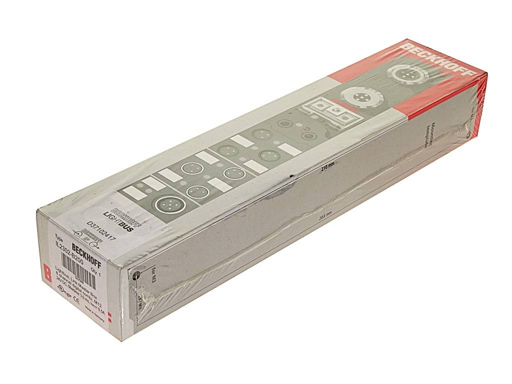 Langes, rechteckiges Beckhoff-Industrieelektronikpaket in einer weiß-roten Verpackung mit Produktbildern und Beschriftung.