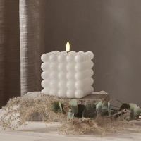 LED Kerze Bubble Würfel Cube Kerze Echtwachs 3D Flamme H: 12,5cm Timer weiß LED Kerze Bubble Würfel Cube Kerze Echtwachs 3D Flamme H: 12,5cm Timer weiß