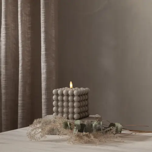 LED Kerze Bubble Würfel Cube Kerze Echtwachs 3D Flamme H: 12,5cm Timer grau LED Kerze Bubble Würfel Cube Kerze Echtwachs 3D Flamme H: 12,5cm Timer grau