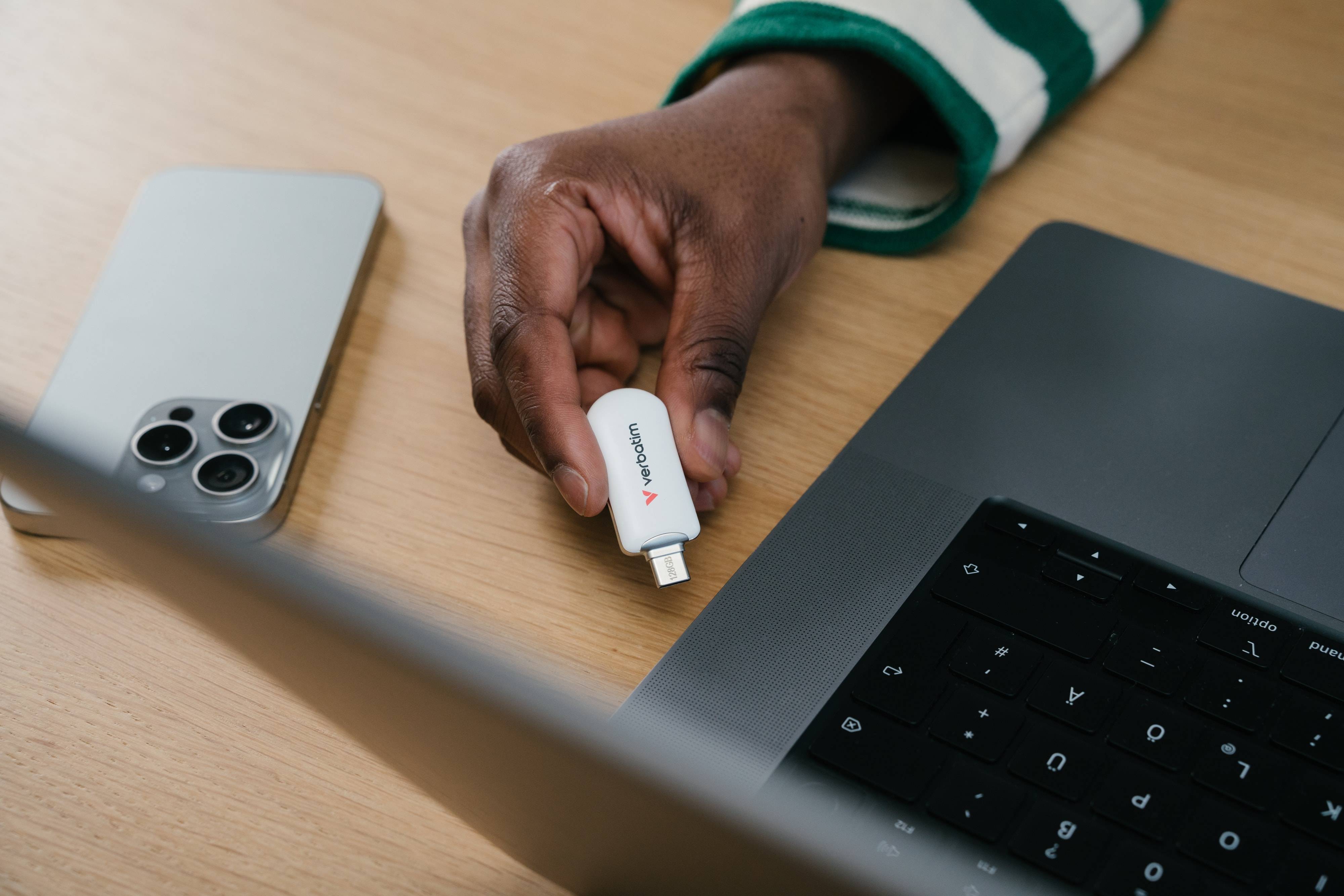 VERBATIM USB-C Stick Plectra 30231 USB 3.2 512GB weiß