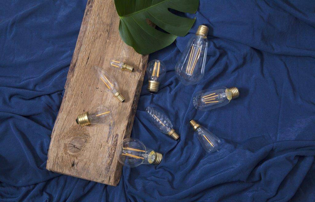 LED Kerzenlampe FILA GLOW - C35 - E14 - 1,5W - warmweiss 2100K - 120lm - klar