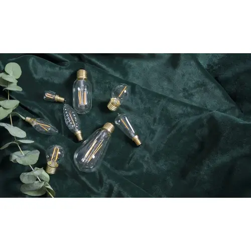 LED Kerzenlampe FILA GLOW - C35 - E14 - 1,5W - warmweiss 2100K - 120lm - klar LED Kerzenlampe FILA GLOW - C35 - E14 - 1,5W - warmweiss 2100K - 120lm - klar