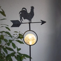 LED Solarstab Hahn mit Windrichtungspfeil H: 81cm Wetterhahn Kugel beleuchtet LED Solarstab Hahn mit Windrichtungspfeil H: 81cm Wetterhahn Kugel beleuchtet