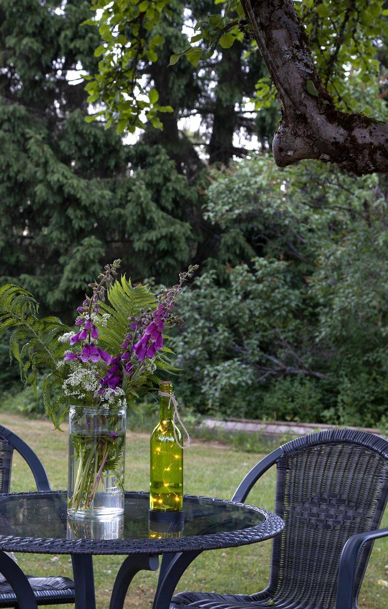 LED Solarflasche Glasflache Dekoflasche Glas grün H: 31cm D: 7,5cm Sensor