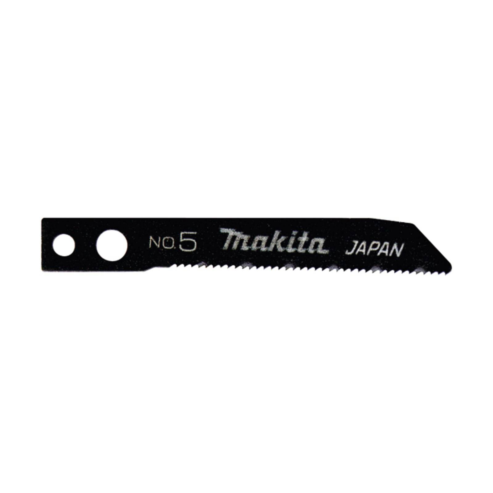 Eine schwarze Makita Stichsägeblatt, gekennzeichnet mit ‚Nr. 5' und ‚Japan', entwickelt zum Schneiden von Materialien.