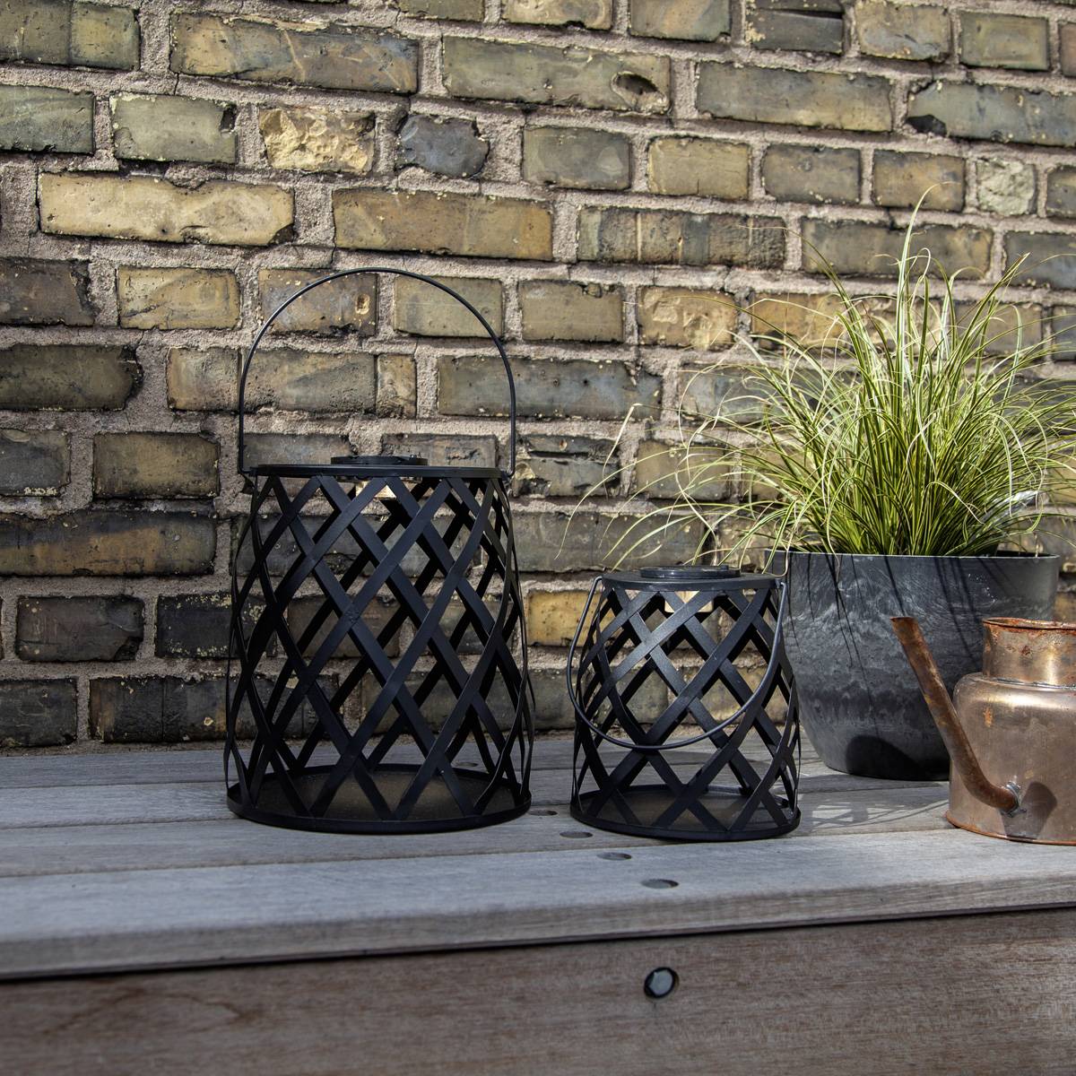 LED Solar Laterne Metall zum Hängen o. Stellen H:28cm Lichtsensor Terasse Garten