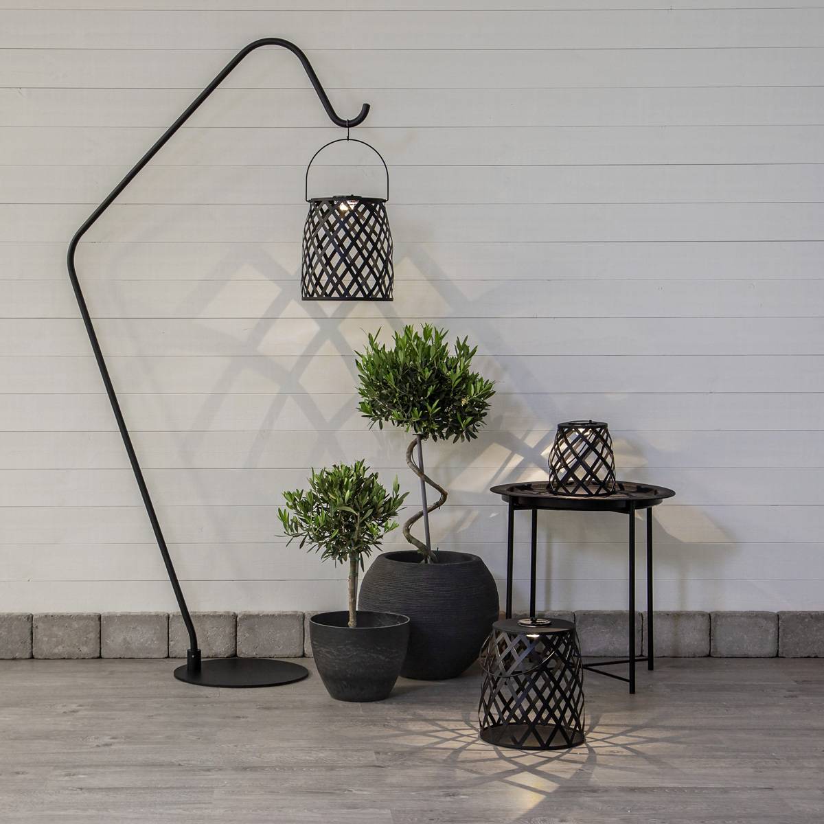 LED Solar Laterne Metall zum Hängen o. Stellen H:28cm Lichtsensor Terasse Garten