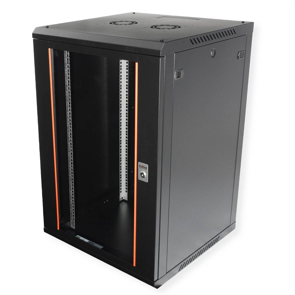 Ein offener schwarzer Serverschrank mit orangefarbiger Blende, zeigt innere Rackmontageschienen, geeignet für die Speicherung von Netzwerkausrüstung.