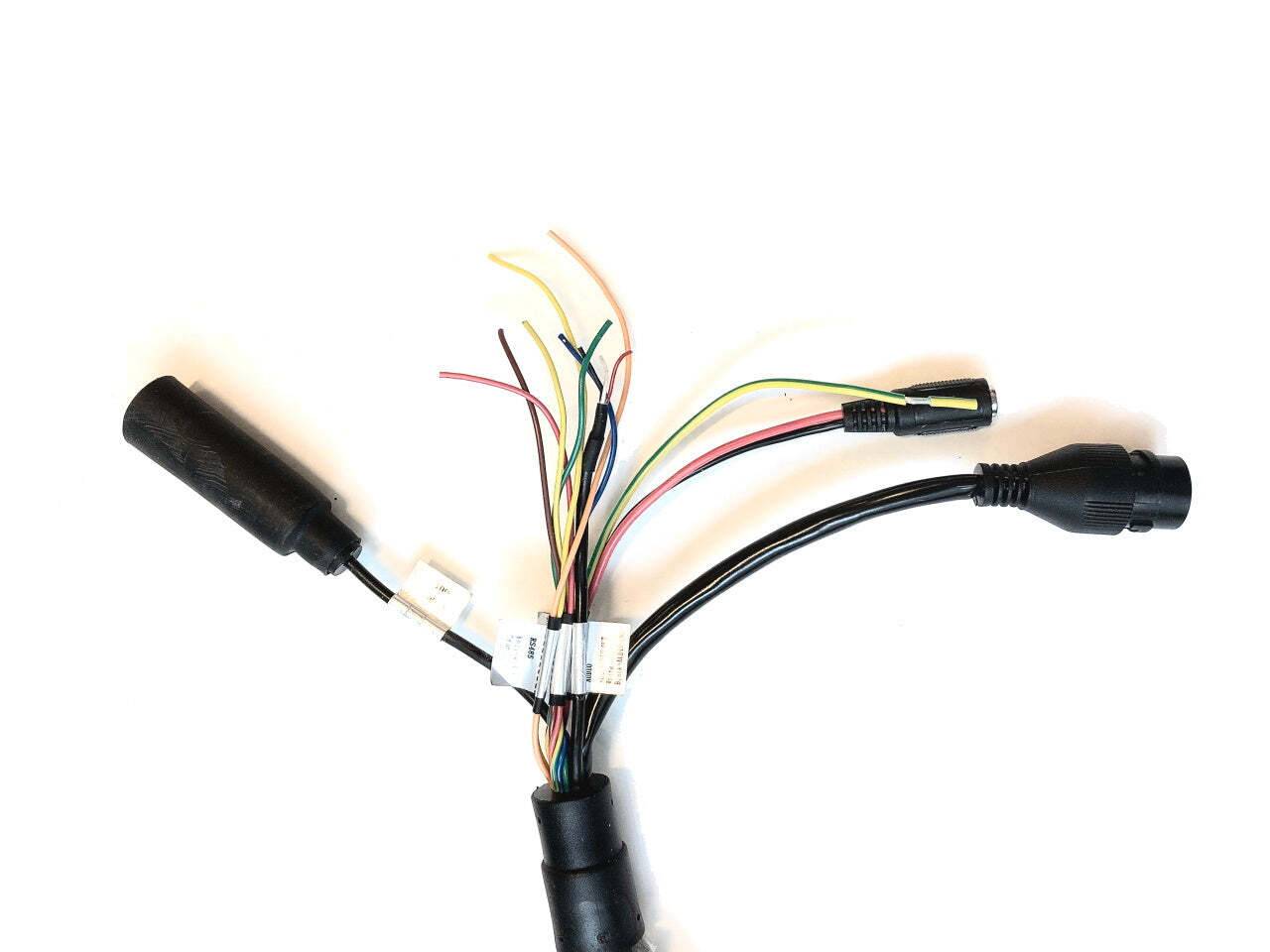 SFC-244KSIA BURG GARD, BURG-GUARD SFC Speed-Dome für den Innen- wie Außenbereich nach IP-66. Durch Umschaltung des Vide