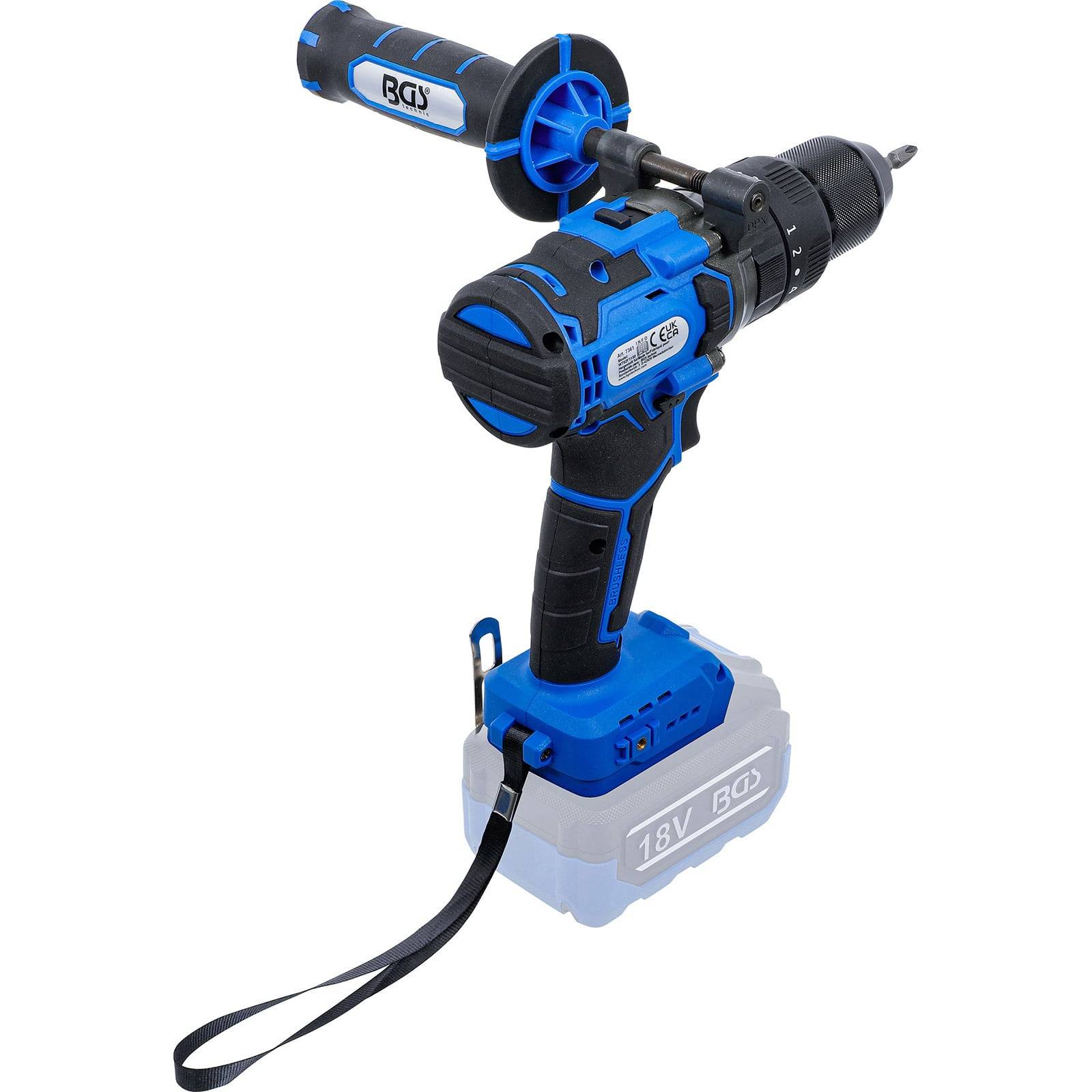 Eine blaue und schwarze Bohrmaschine mit Seitengriff, auf weißem Hintergrund präsentiert. Die Bohrmaschine wird mit einer 18V-Batterie betrieben.