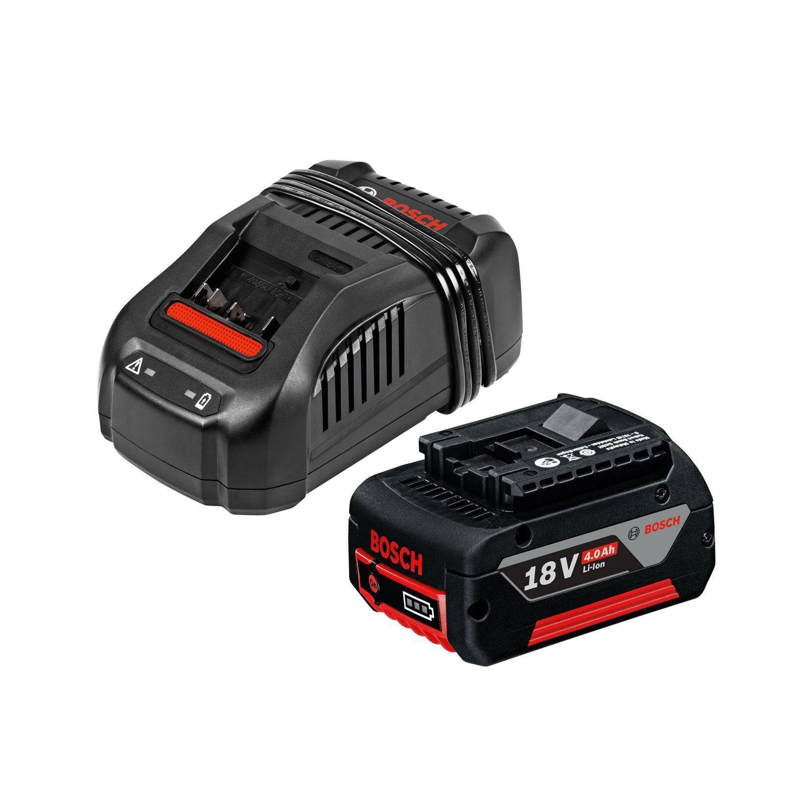 Eine Bosch Lithium-Ionen-Batterie mit einer Bewertung von 18V und 4.0Ah, die zusammen mit einem kompatiblen Bosch-Ladegerät für Elektrowerkzeuge verwendet wird.