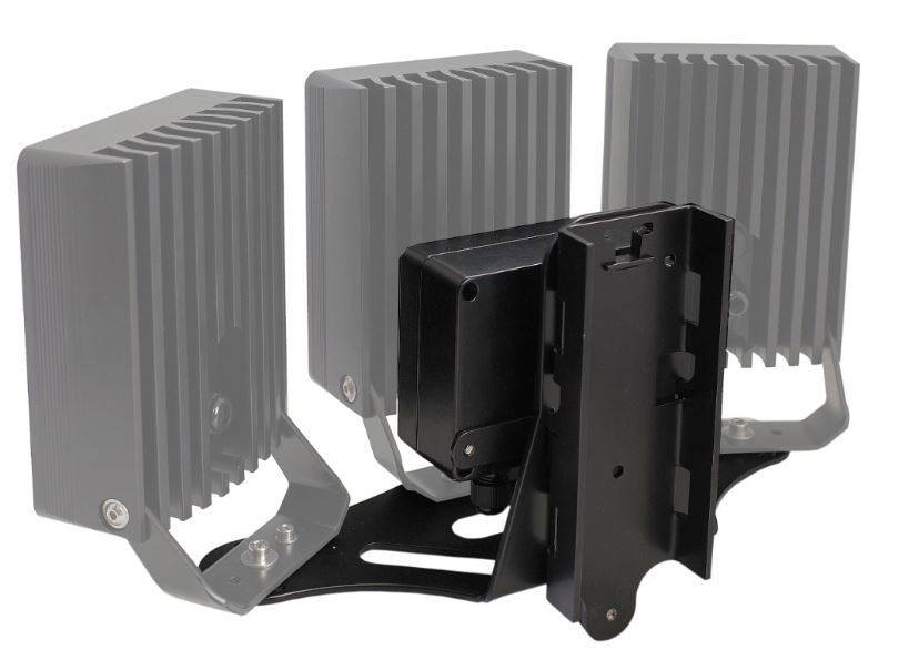 ALTAS ALTAS EMT-AM-TRIPLE, Wandmontagearm für drei IR860 IR-Scheinwerfer, schwarz Wandmontagearm für drei IR860 Scheinw