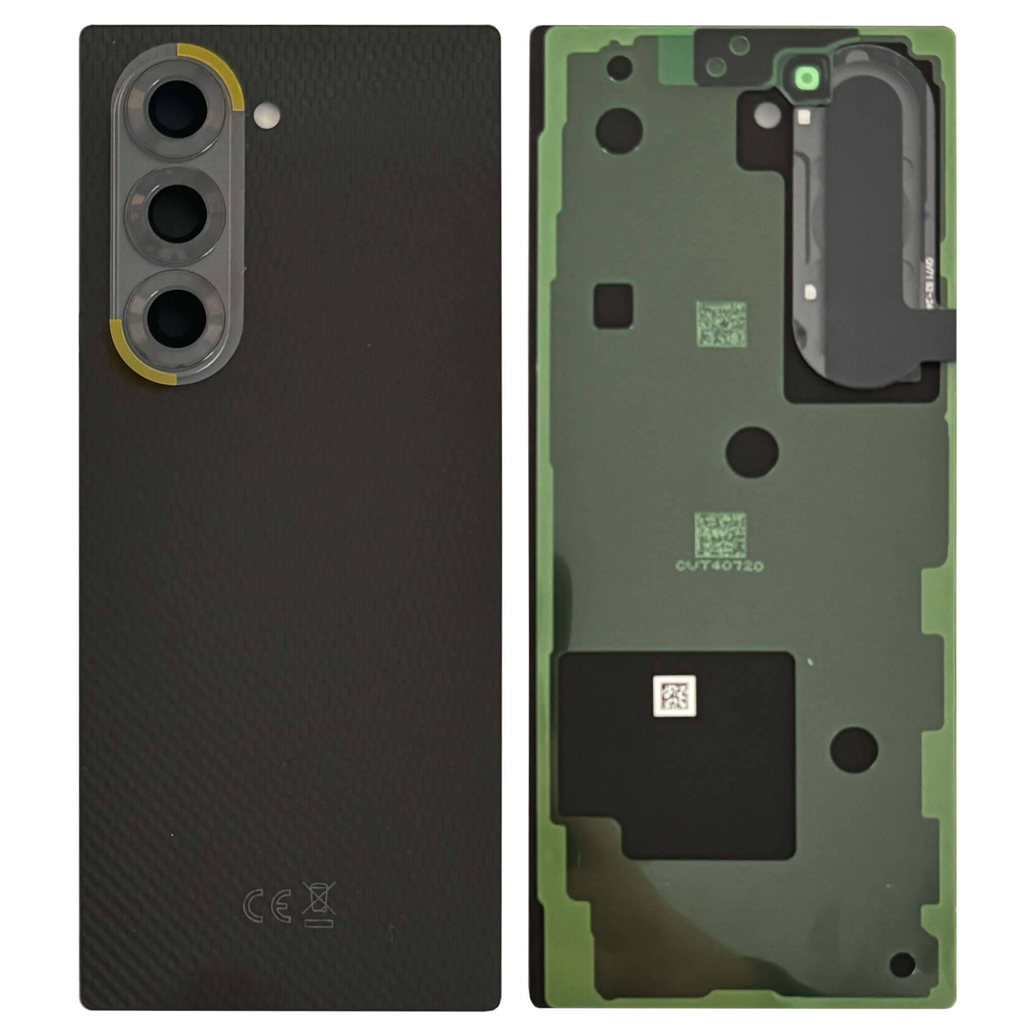 Vorder- und Rückansichten einer schwarzen Smartphone-Rückseite mit dreifachen hinteren Kameraausschnitten und dem Innenpanel mit Klebe- und Befestigungsöffnungen.