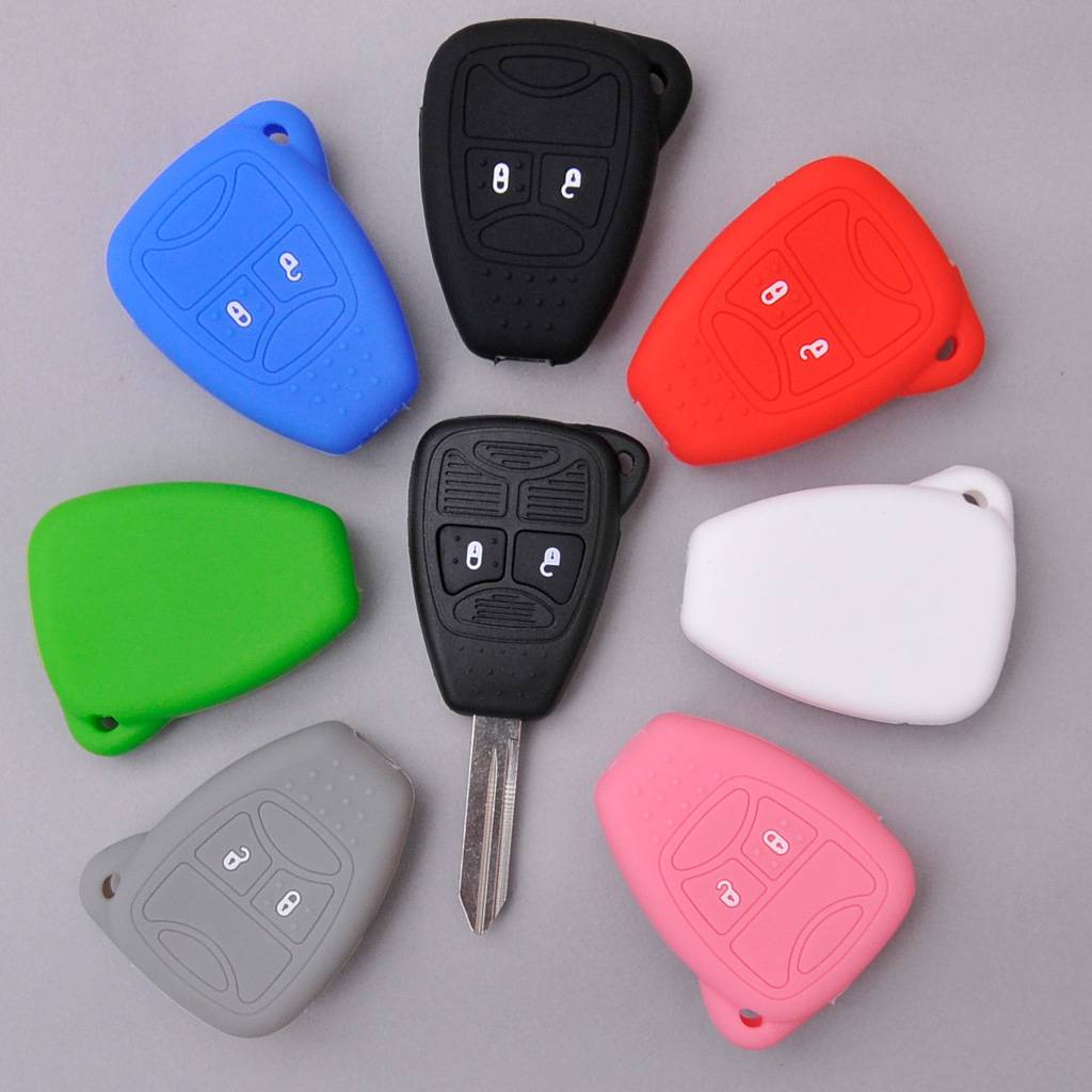 Auto Schlüssel Silikon Schutz Hülle Schwarz kompatibel mit Chrysler 300C Voyager Sebring Dodge RAM Nitro Jeep Liberty Commander Grand Cherokee 2 Tas