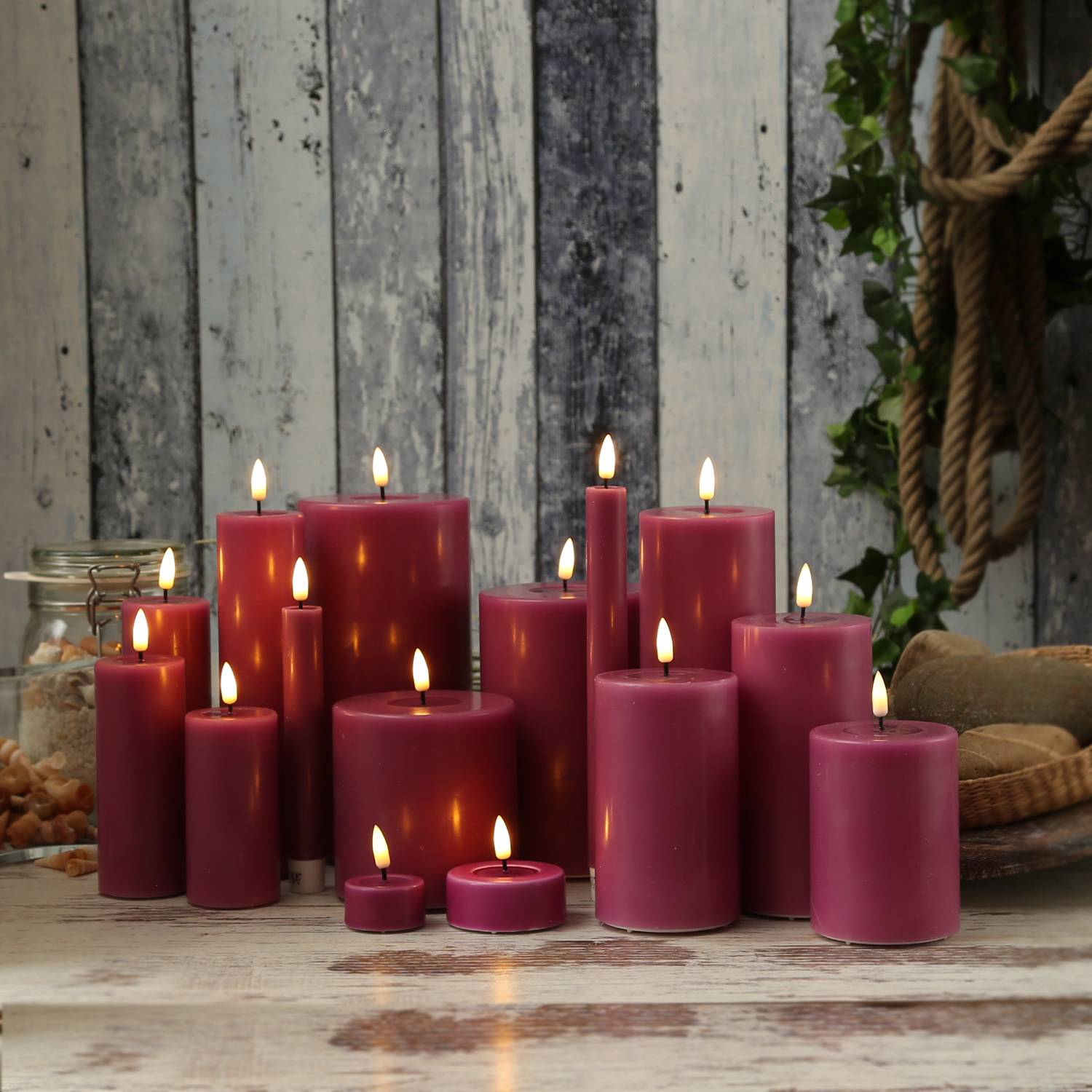 LED Kerze Mia Deluxe Homeart Echtwachs flackernd H: 12,5cm D: 7,5cm malve