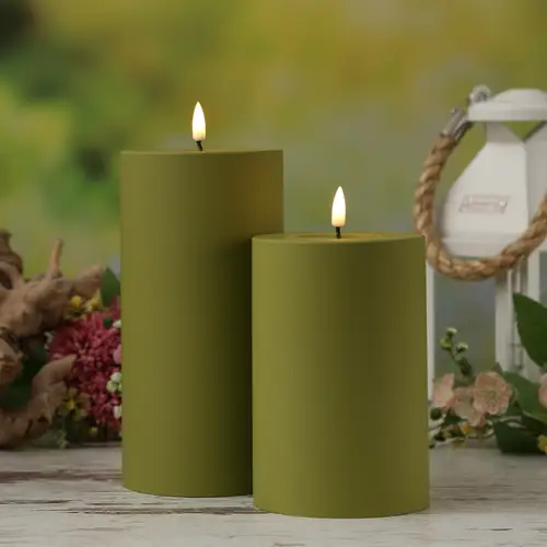 LED Kerze MIA Deluxe Homeart outdoor flackernde Flamme H: 15cm D: 10cm olivgrün LED Kerze MIA Deluxe Homeart outdoor flackernde Flamme H: 15cm D: 10cm olivgrün