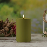 LED Kerze MIA Deluxe Homeart outdoor flackernde Flamme H: 15cm D: 10cm olivgrün LED Kerze MIA Deluxe Homeart outdoor flackernde Flamme H: 15cm D: 10cm olivgrün