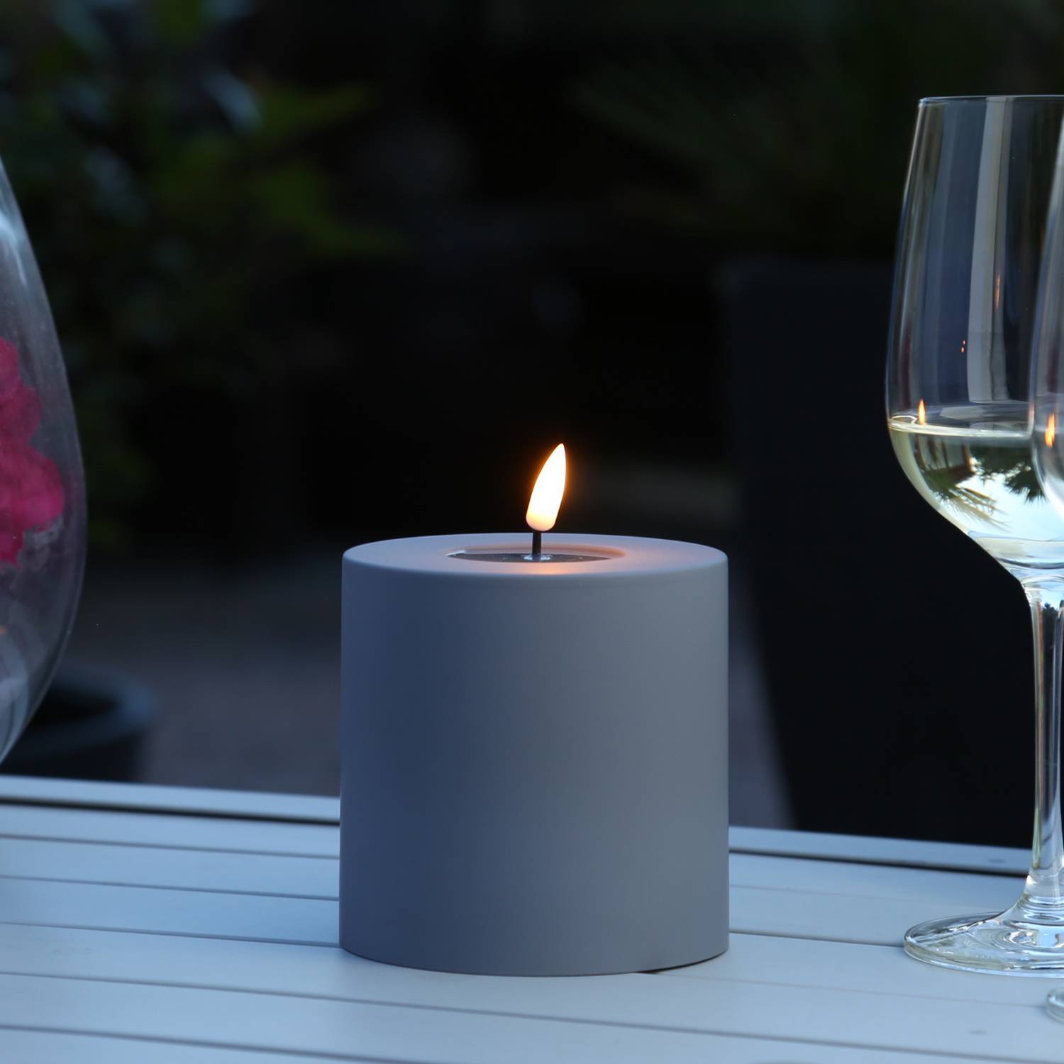 LED Kerze MIA outdoor Deluxe Homeart Stumpenkerze für Außen H: 10cm D: 10cm grau