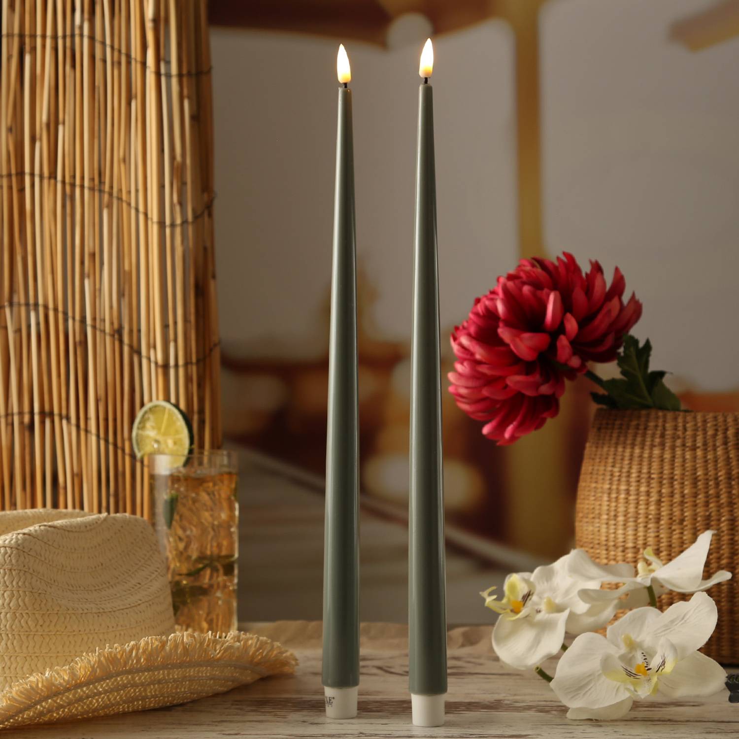 LED Stabkerze Deluxe Homeart Lack Tafelkerze 3D Flamme flackernd 38cm grün 2St.