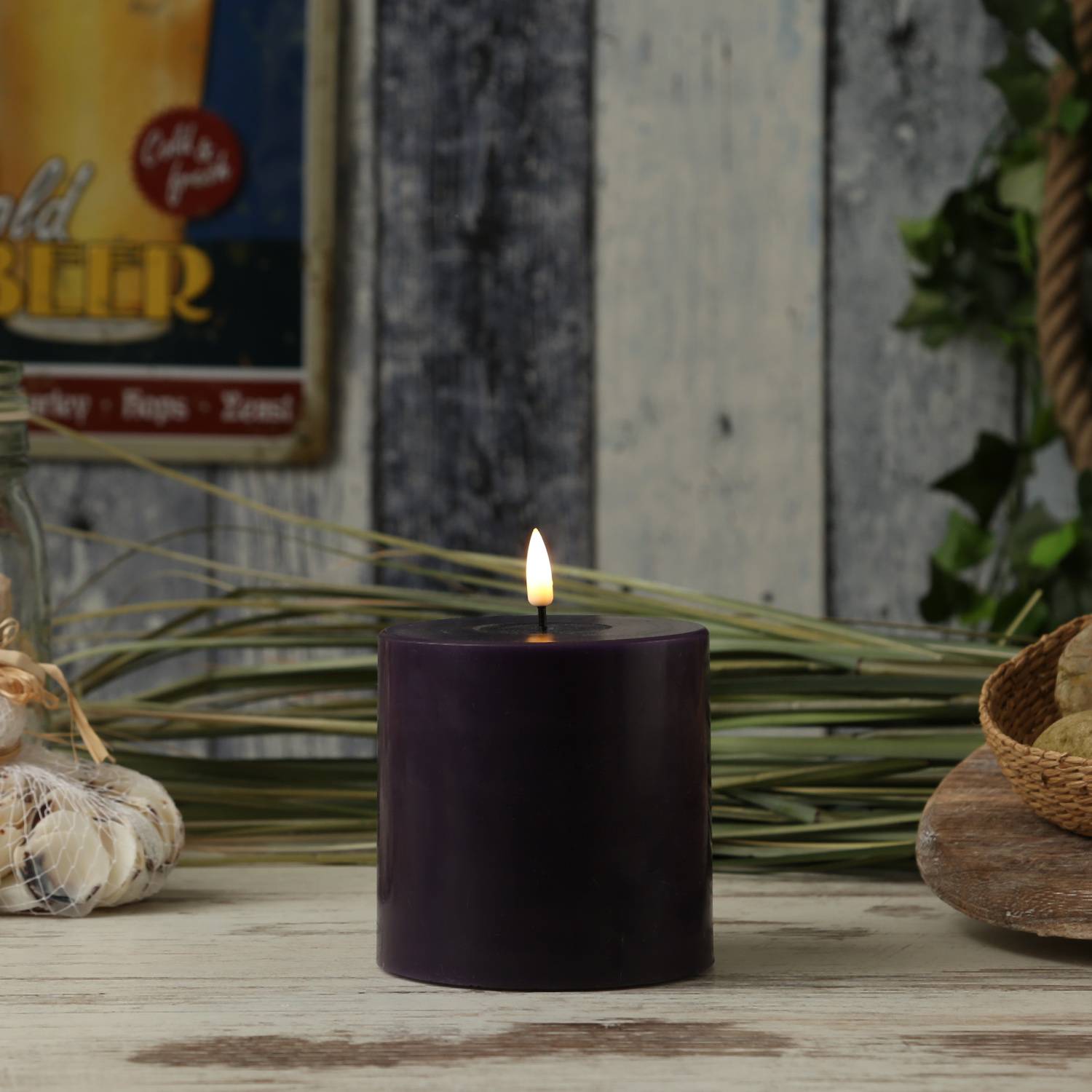 LED Kerze Mia Deluxe Homeart Echtwachs flackernd H: 10cm D: 10cm dunkellila