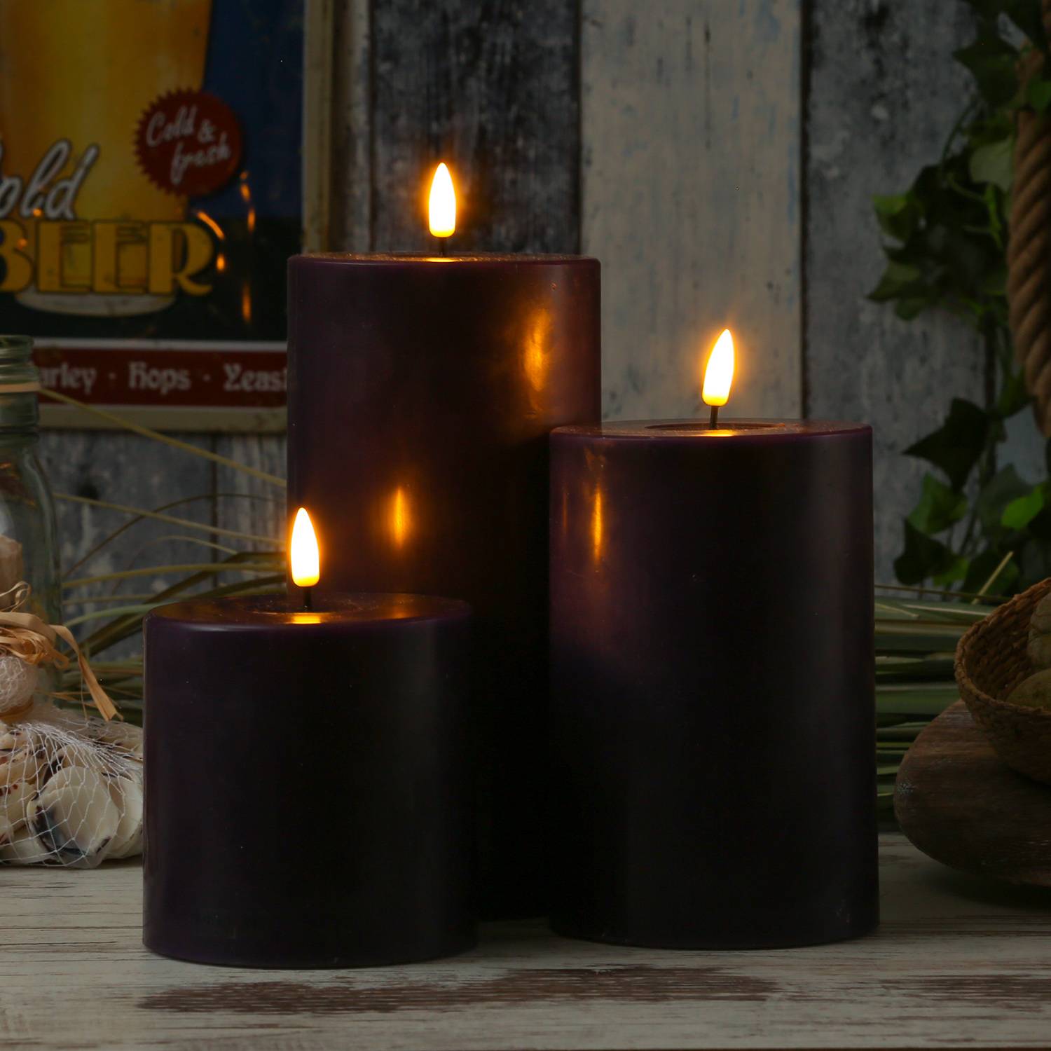 LED Kerze Mia Deluxe Homeart Echtwachs flackernd H: 10cm D: 10cm dunkellila