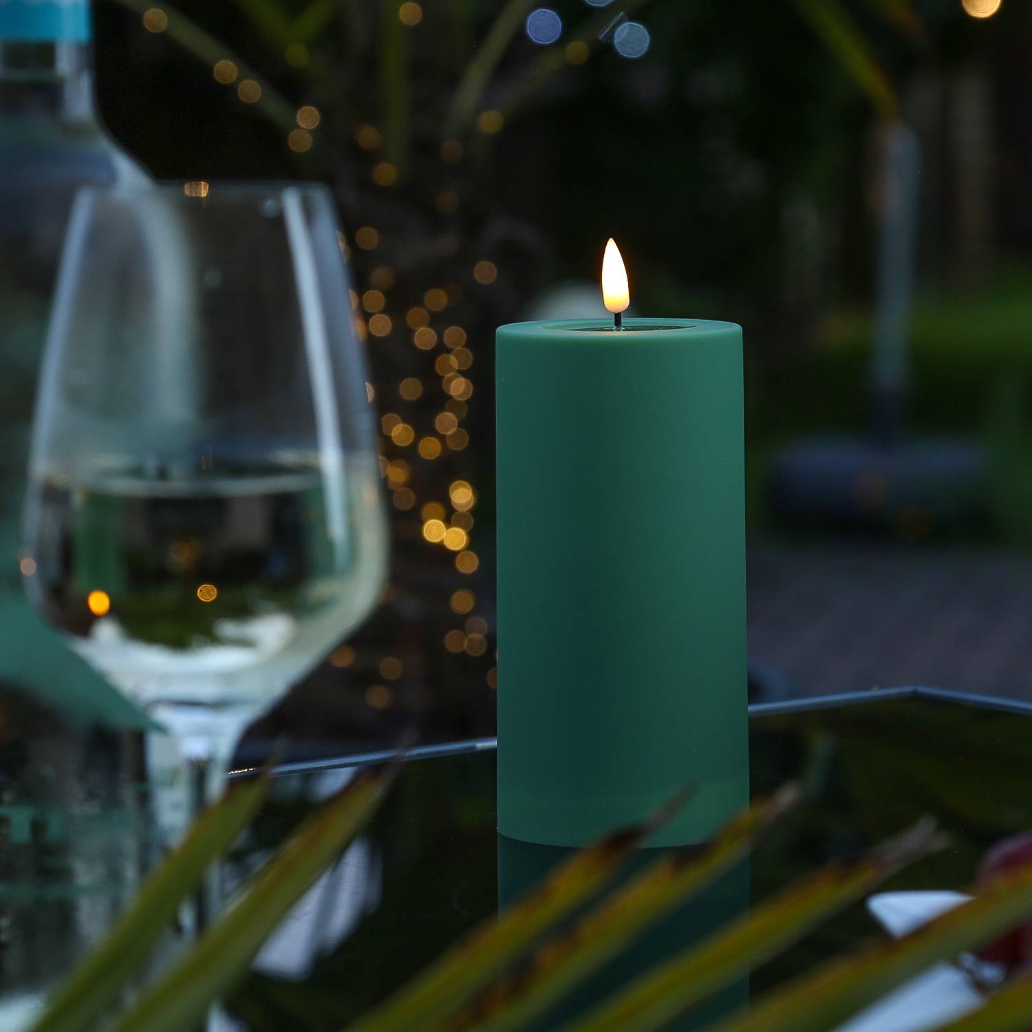 LED Kerze MIA outdoor Deluxe Homeart Stumpenkerze für Außen H: 15cm D:7,5cm grün