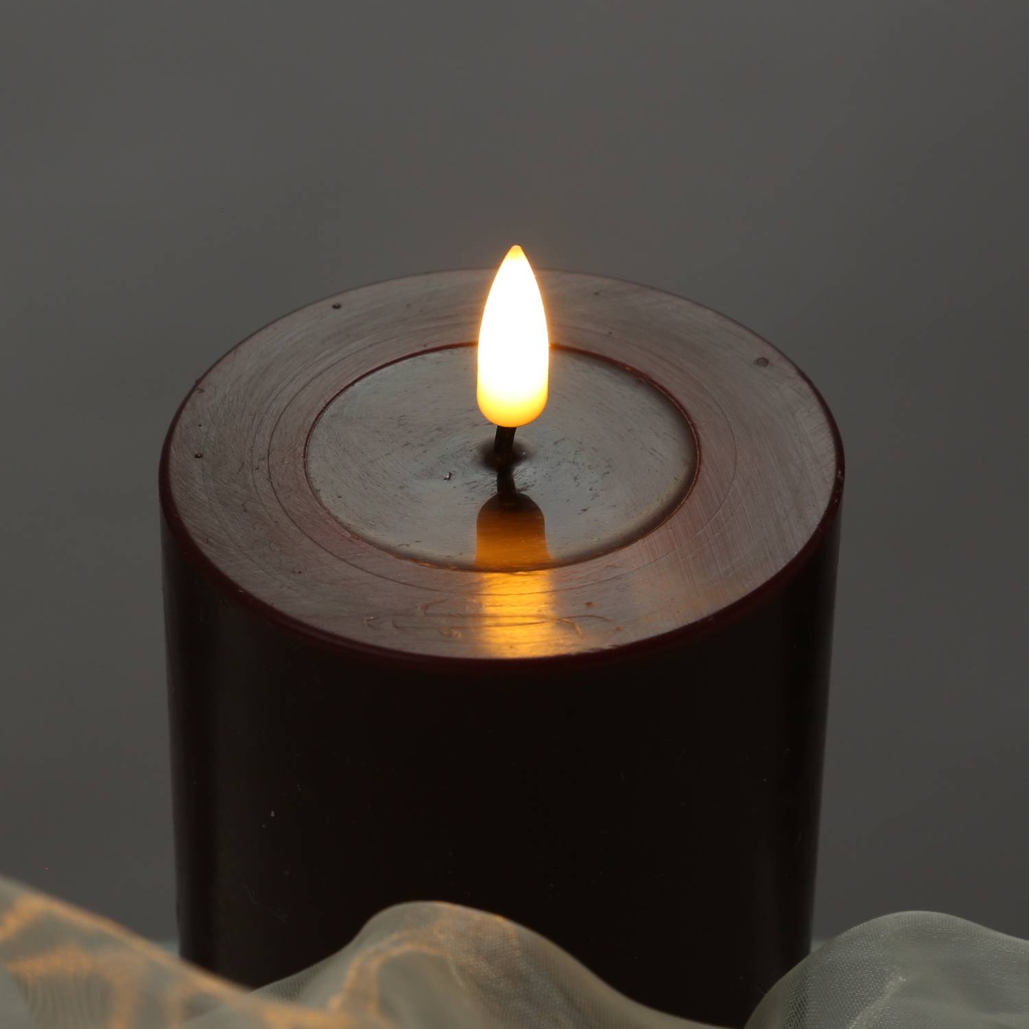 LED Kerze Mia Deluxe Homeart Echtwachs flackernde Flamme H: 10cm D: 10cm weinrot