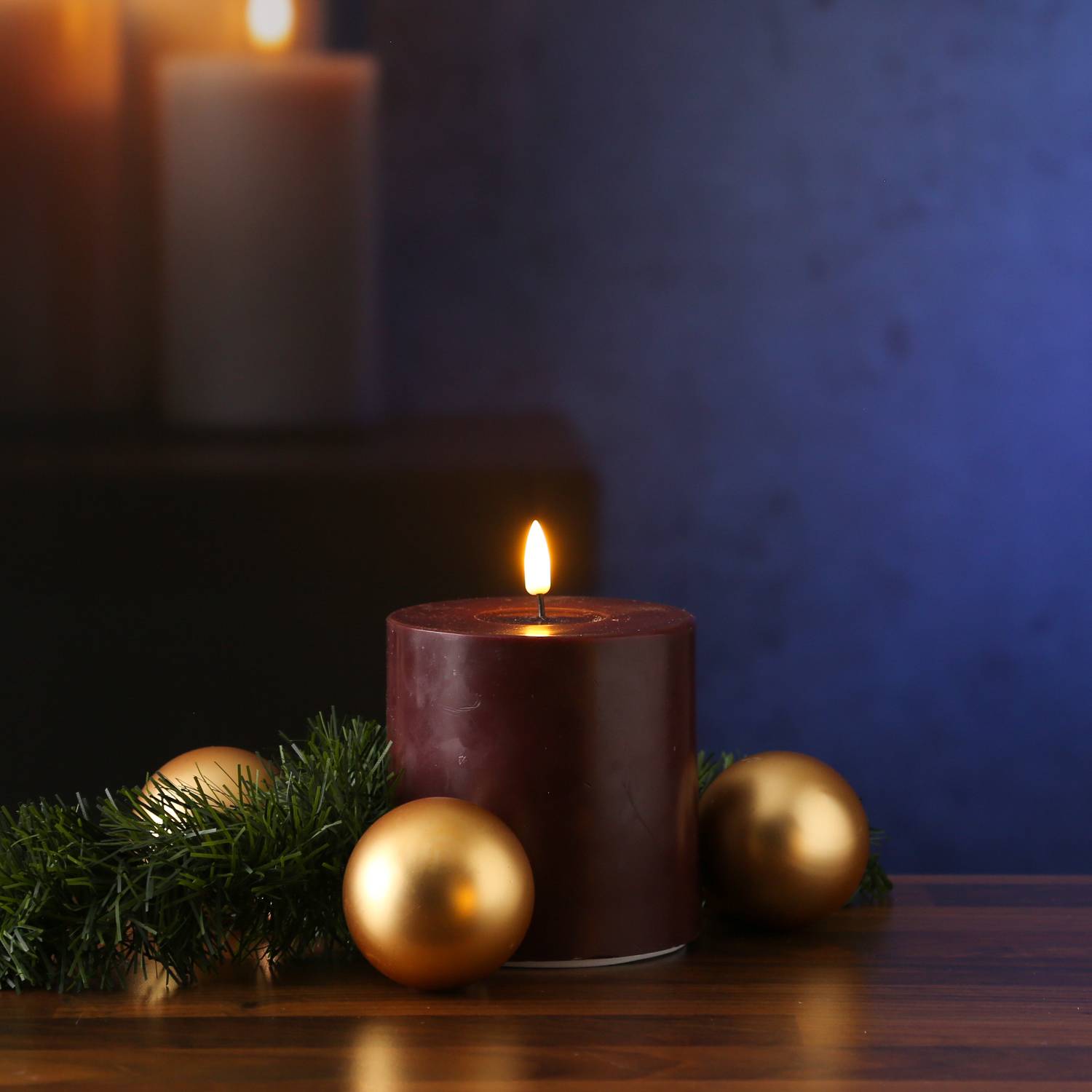 LED Kerze Mia Deluxe Homeart Echtwachs flackernde Flamme H: 10cm D: 10cm weinrot