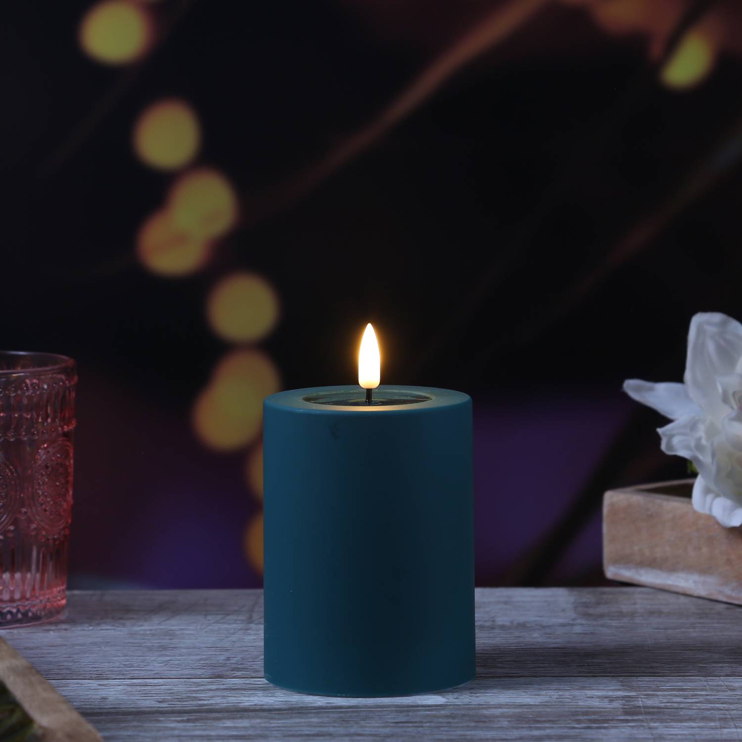 LED Kerze MIA Deluxe Homeart outdoor 3D Flamme flackernd H: 10cm D:7,5cm grün