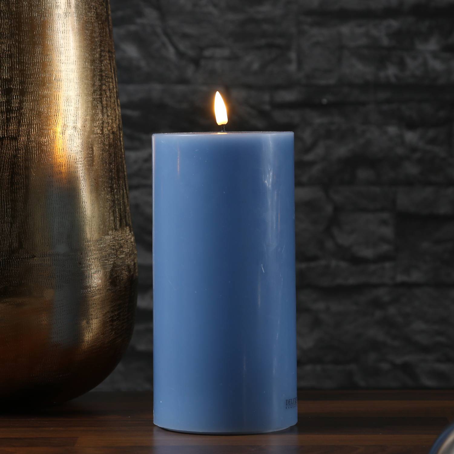 LED Kerze Mia Deluxe Echtwachs 3D Flamme Wachsspiegel flackernd H: 20cm eisblau