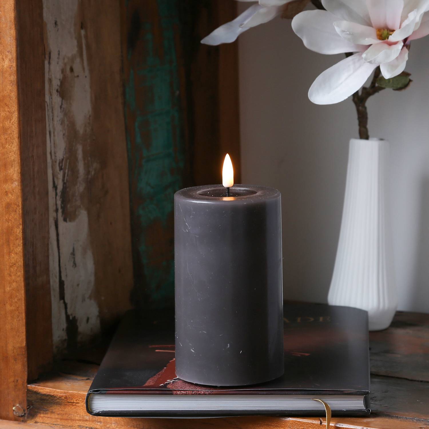 LED Kerze Mia Deluxe Homeart Echtwachs flackernde Flamme H: 12,5cm D:7,5cm mokka