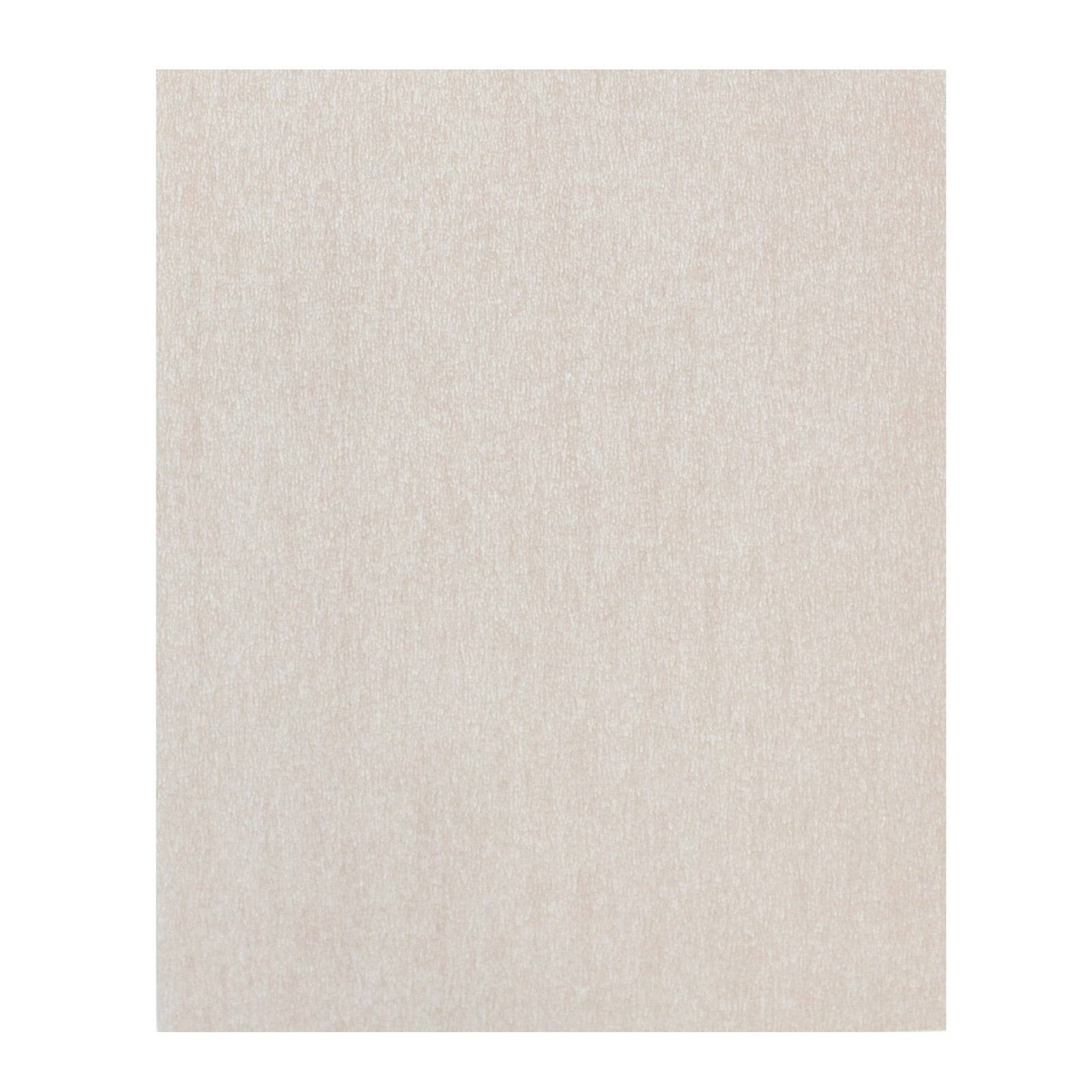 Eine schlichte beige strukturierte Oberfläche, möglicherweise ein Stoff oder Papier, ohne erkennbares Muster oder Markierungen.