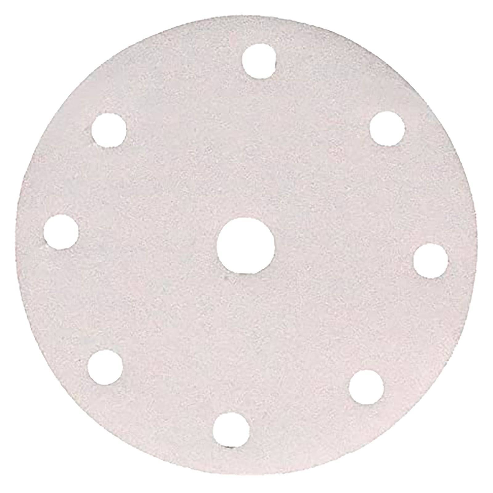 Eine runde Schleifpapier-Scheibe mit mehreren gleichmäßig am Rand verteilten Löchern und einem Loch in der Mitte, die zum Schleifen von Oberflächen verwendet wird.