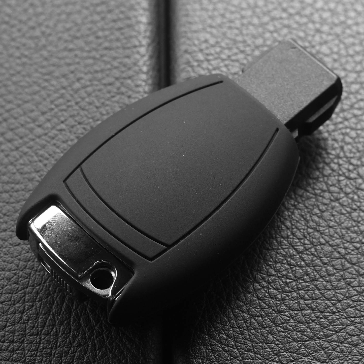 Auto Schlüssel Hülle Silikon Schutz Cover Schwarz kompatibel mit Mercedes Benz E-Klasse W212 S212 C207 A207 CLS CLA 117 B-Klasse W242 W246 A-Klasse